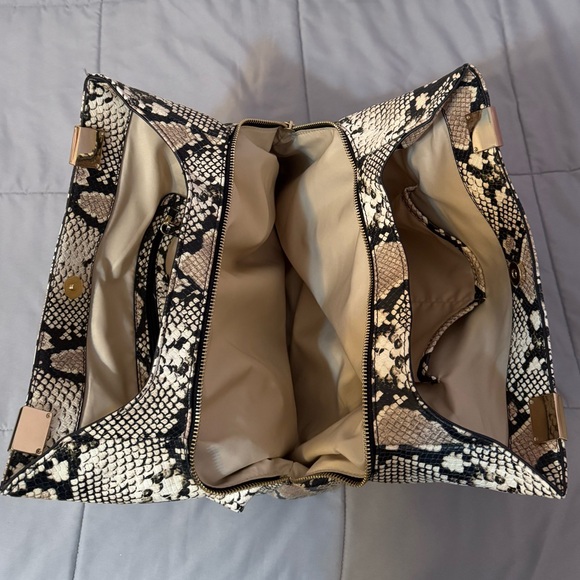 [NWOT] I.N.C. Trippi Chain Tote | Snake Print - Picture 3 of 4